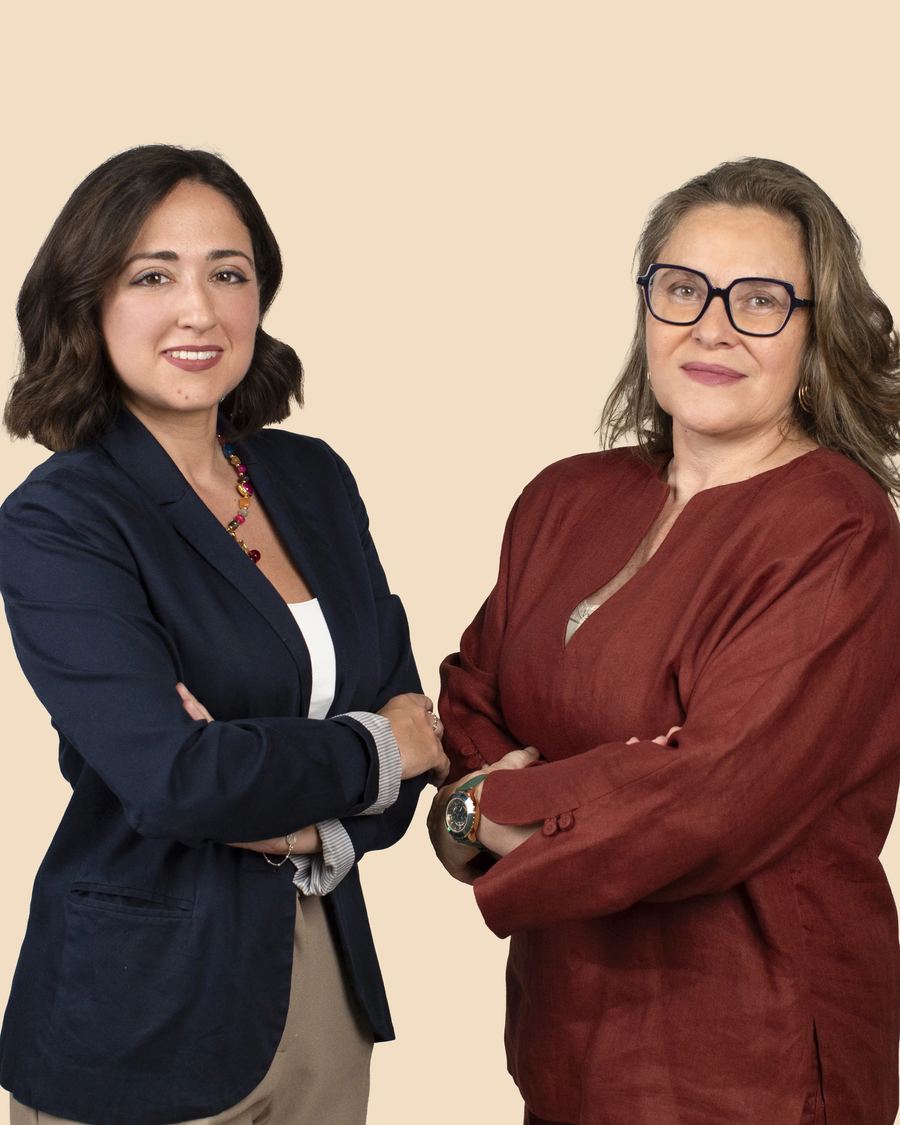 Juana Gutiérrez y Demetria Bueno, abogadas de familia en Sevilla